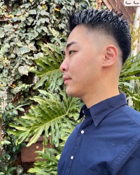 20代30代メンズフェードショート